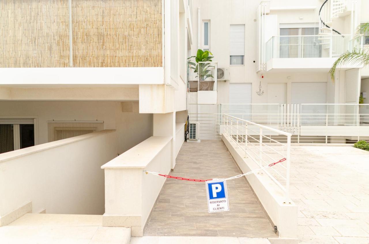 شقة Apulialux Polignano High Class / Jacuzzi + Parking بولينيانو آ ماري المظهر الخارجي الصورة